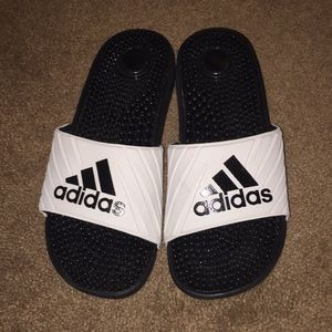 Adidas slide sandal